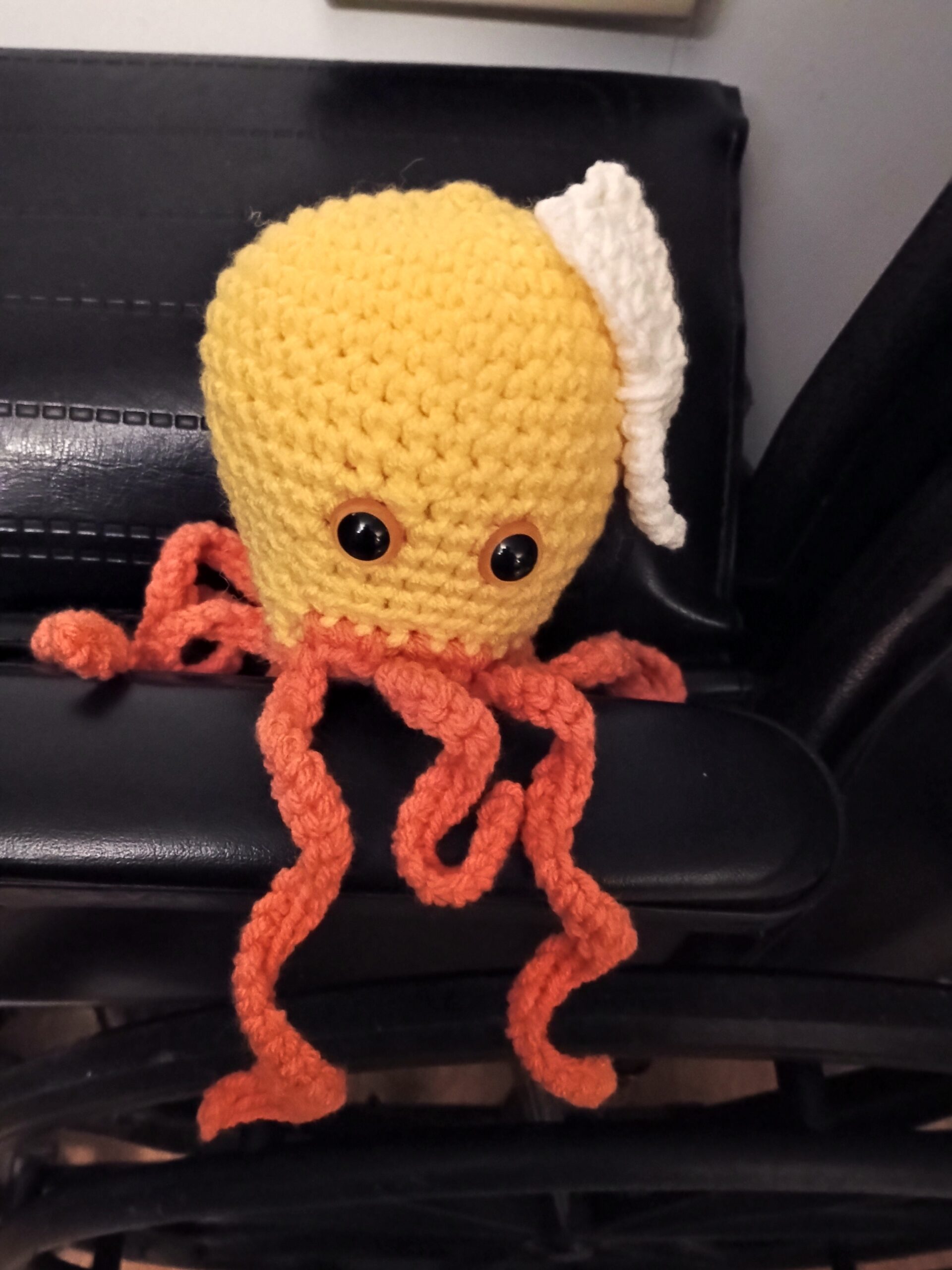 ClipsandBowsStudio.com Logo